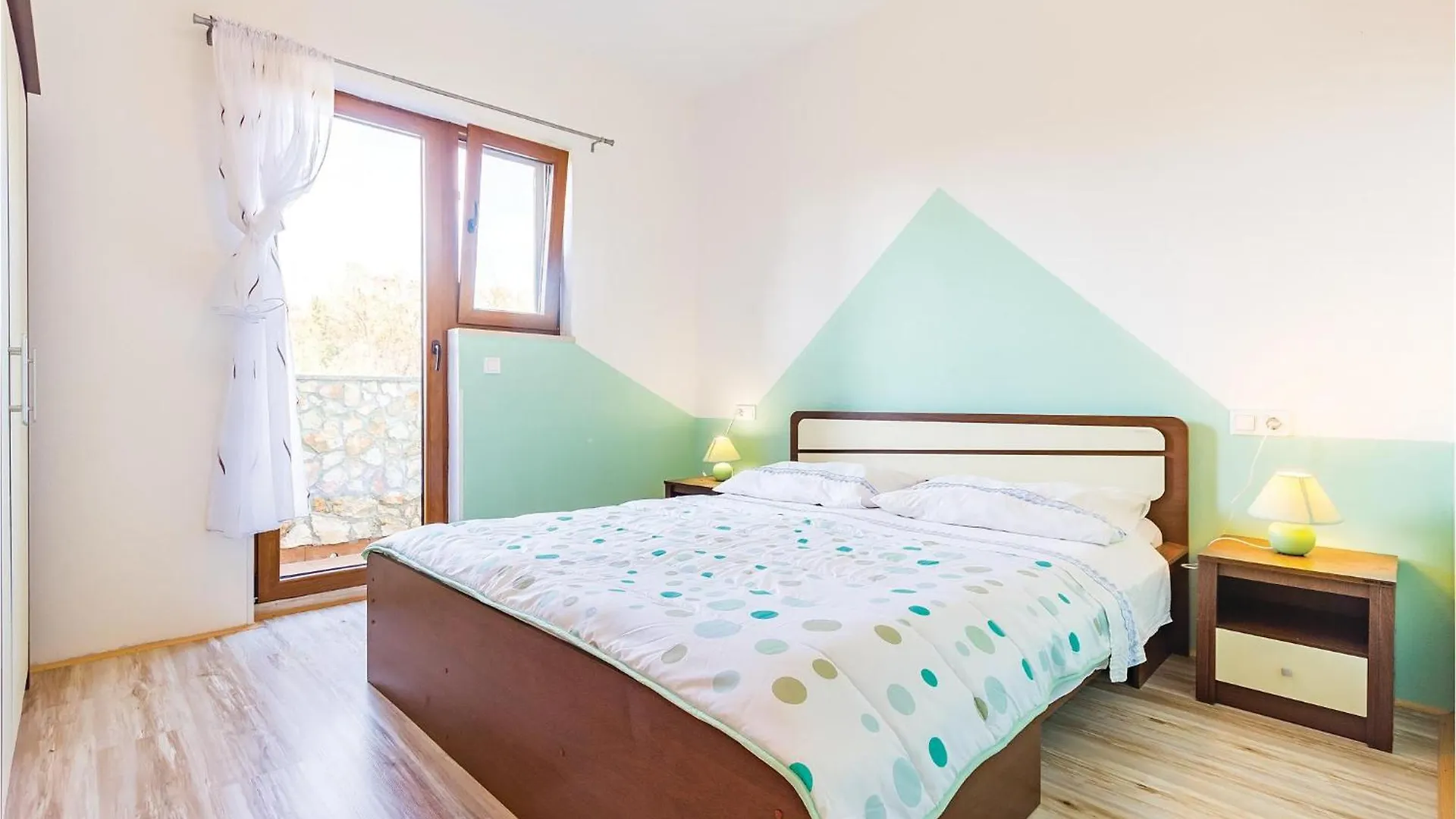 Lovely Home In Krnica With House Sea View 0*,